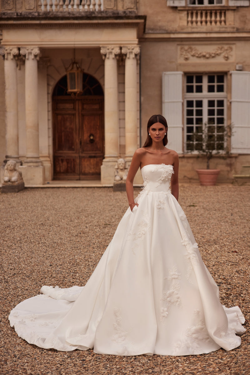 JACQUELINE